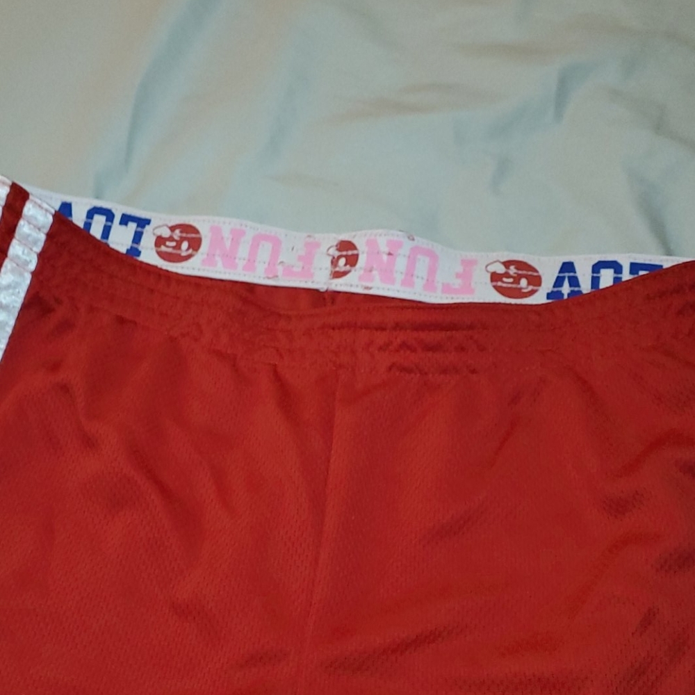 Shorts - Picture 3 of 3